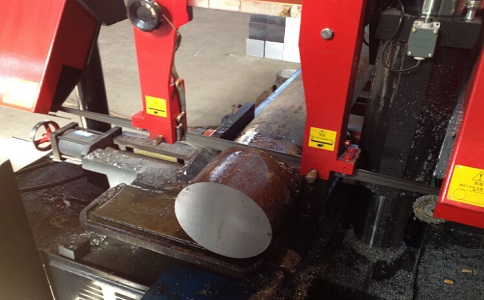 喜德卧式带锯床加工时出现明显振荡如何排查？